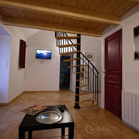 Manoir Pors Braz - Gite Des Boudiged Commana Exterior photo